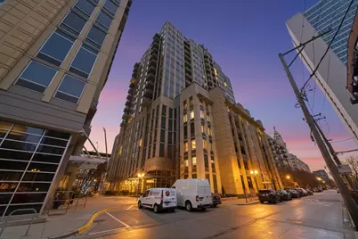 720 N Larrabee Street #712, Chicago, IL 60654 - Photo 25