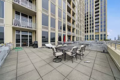 720 N Larrabee Street #712, Chicago, IL 60654 - Photo 7