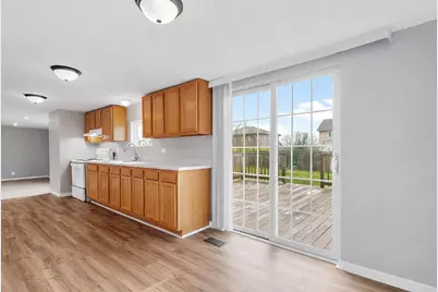 725 S Spencer Road, New Lenox, IL 60451 - Photo 3