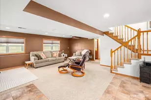 1075 S Illinois St, Coal City, IL 60416 - Photo 17