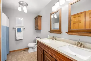 1075 S Illinois St, Coal City, IL 60416 - Photo 9