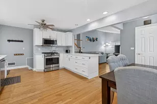 10845 Claridge Ave, Westchester, IL 60154 - Photo 13