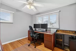 10845 Claridge Ave, Westchester, IL 60154 - Photo 23