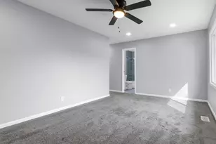 1295 Foxcroft Dr, Aurora, IL 60506 - Photo 27