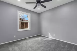 1295 Foxcroft Dr, Aurora, IL 60506 - Photo 19