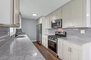 1295 Foxcroft Dr, Aurora, IL 60506 - Photo 13