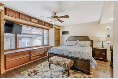 [Address not provided], Chicago, IL 60655 - Photo 13