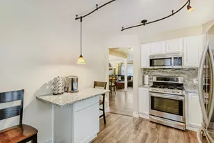 [Address not provided], Chicago, IL 60655 - Photo 11