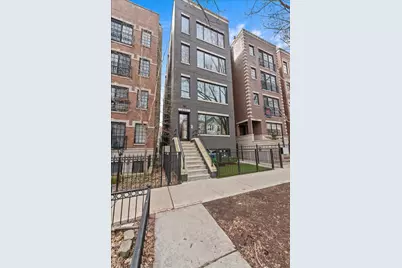 825 W Buckingham Place #3, Chicago, IL 60657 - Photo 1