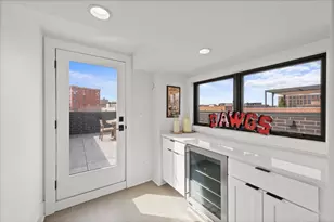 825 W Buckingham Pl, Chicago, IL 60657 - Photo 23
