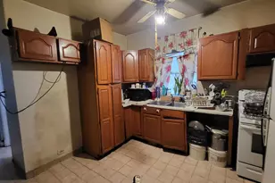 6220 N Talman Ave, Chicago, IL 60659 - Photo 3