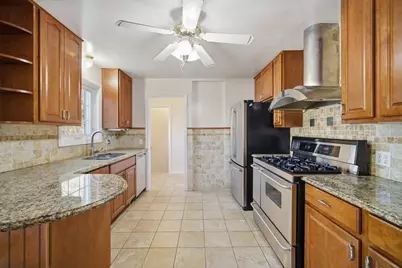 1700 Marguerite Street, Park Ridge, IL 60068 - Photo 11