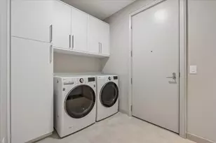 435 N Michigan Ave, Chicago, IL 60611 - Photo 23