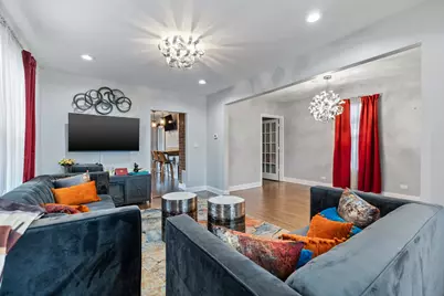 608 Morris Avenue, Bellwood, IL 60104 - Photo 7