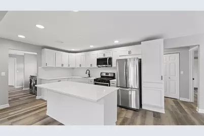 1624 Chicago Street, Dixon, IL 61021 - Photo 17