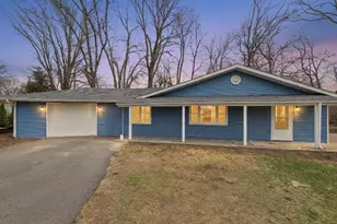 1624 Chicago St, Dixon, IL 61021 - Photo 1