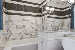 5108 S Woodlawn Ave, Chicago, IL 60615 - Photo 13