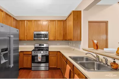 2406 Brush Hill Circle, Joliet, IL 60432 - Photo 9