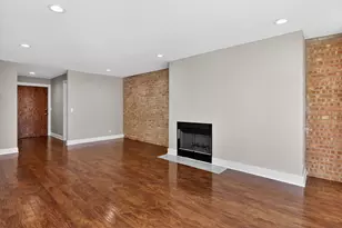 6020 Oakwood Dr, Lisle, IL 60532 - Photo 3
