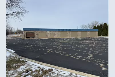 335 S Prospect Avenue, Bartlett, IL 60103 - Photo 1