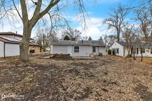338 Indianwood Dr, Park Forest, IL 60466 - Photo 23