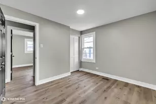 338 Indianwood Dr, Park Forest, IL 60466 - Photo 17