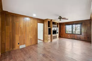 3720 44th St, Rock Island, IL 61201 - Photo 11