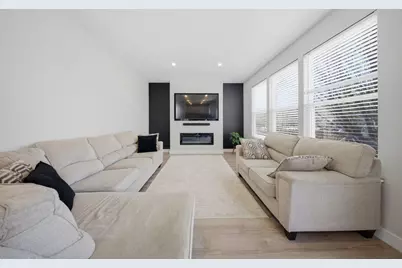 2547 Prairie Crossing Drive, Montgomery, IL 60538 - Photo 11