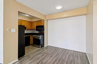 7234 W North Avenue #1408, Elmwood Park, IL 60707 - Photo 5