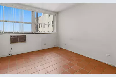 5530 S Shore Drive #17A, Chicago, IL 60637 - Photo 7