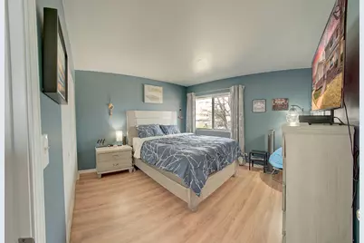 6028 Kit Carson Drive, Hanover Park, IL 60133 - Photo 15