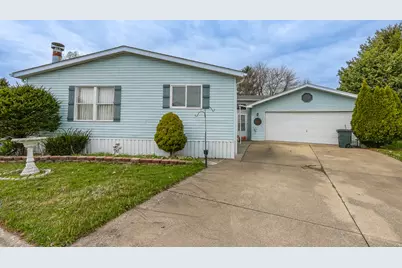 59 Maple Ridge, Manteno, IL 60950 - Photo 1