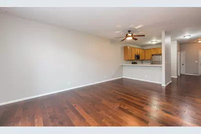 2879 Falling Waters Drive #2879, Lindenhurst, IL 60046 - Photo 5