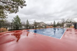 2879 Falling Waters Dr, Lindenhurst, IL 60046 - Photo 29