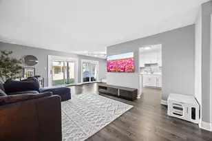 2153 Lancaster Cir, Naperville, IL 60565 - Photo 9