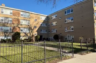 6103 N Seeley Ave, Chicago, IL 60659 - Photo 1