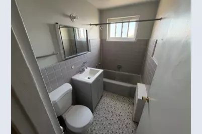 6103 N Seeley Avenue #4, Chicago, IL 60659 - Photo 5