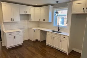 9713 S Ellis Ave, Chicago, IL 60628 - Photo 7