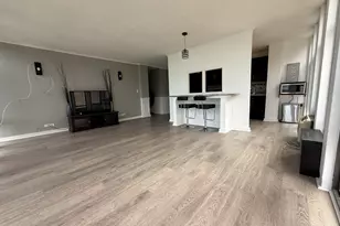 6700 S South Shore Dr, Chicago, IL 60649 - Photo 9