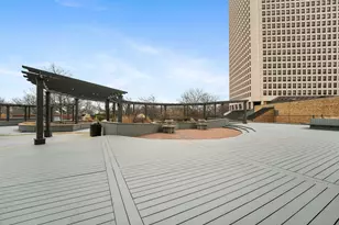 5415 N Sheridan Rd, Chicago, IL 60640 - Photo 23