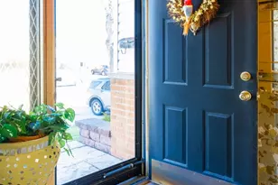 15414 Las Flores Ln, Oak Forest, IL 60452 - Photo 9