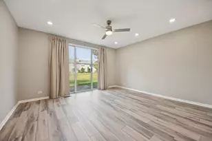 1410 Essex St, Algonquin, IL 60102 - Photo 9