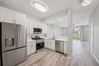 1410 Essex Street, Algonquin, IL 60102 - Photo 5