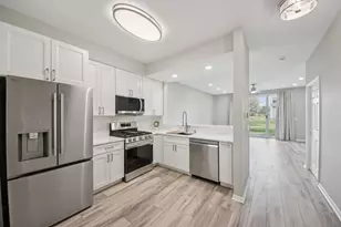 1410 Essex St, Algonquin, IL 60102 - Photo 5