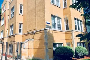 2922 N Albany Ave, Chicago, IL 60618 - Photo 1