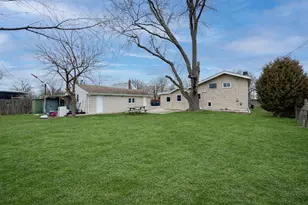 327 Morse Dr, Northlake, IL 60164 - Photo 21