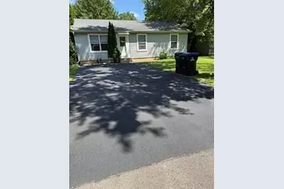 2612 S Elmkirk Parkway, McHenry, IL 60051 - Photo 1