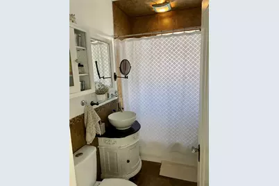 5328 W Drummond Place #2, Chicago, IL 60639 - Photo 9