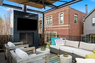 2436 N Surrey Ct, Chicago, IL 60614 - Photo 51