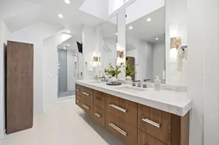 2436 N Surrey Ct, Chicago, IL 60614 - Photo 31